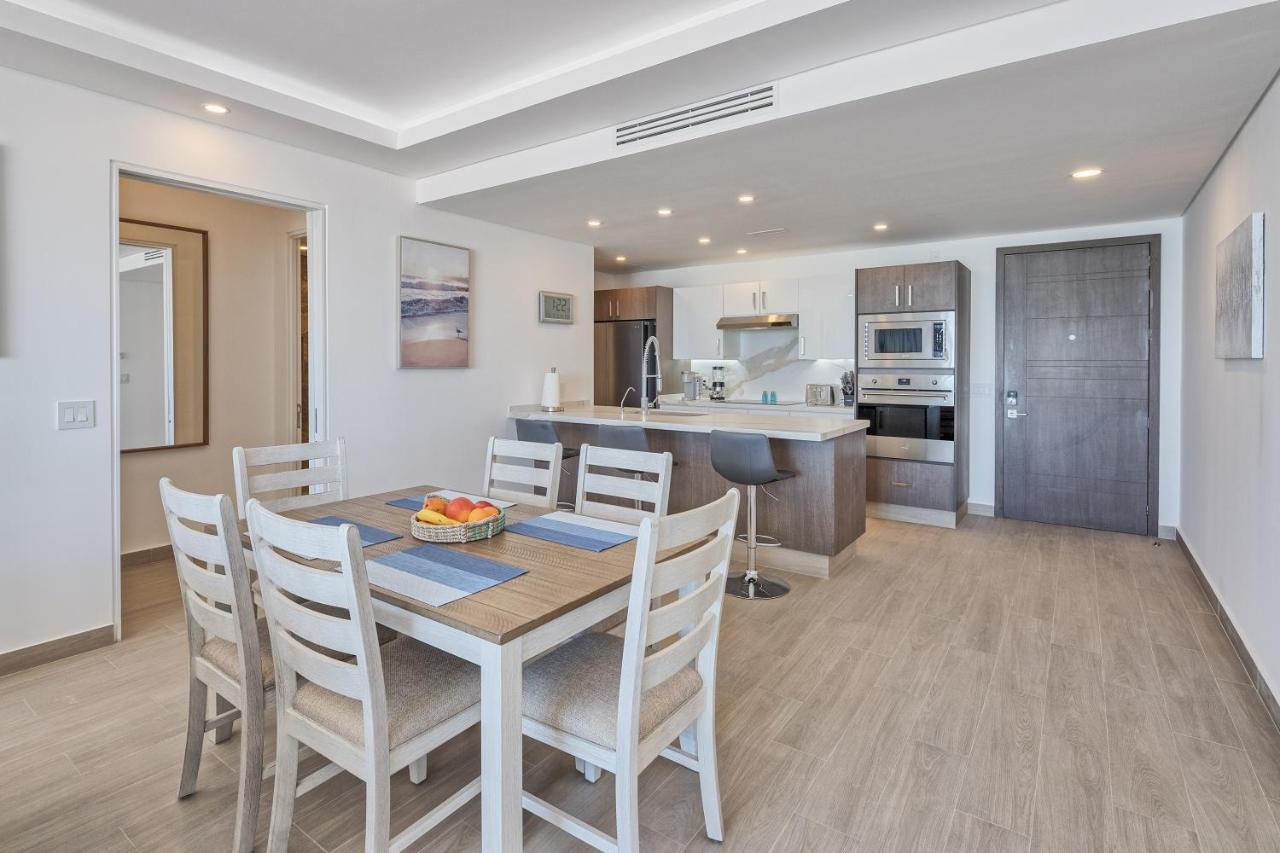 Brand New Contemporary 1 Bed Oceanfront Condo At Encantame Towers Verano E1203 Playa Encanto Экстерьер фото